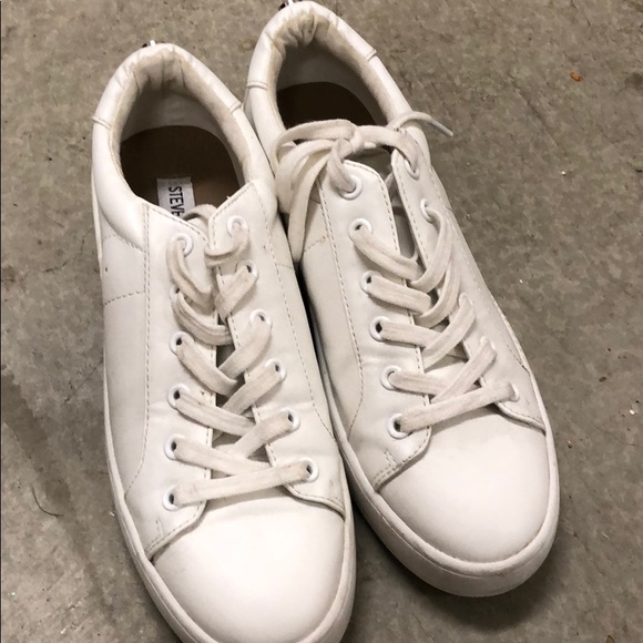 steve madden bertie white sneakers